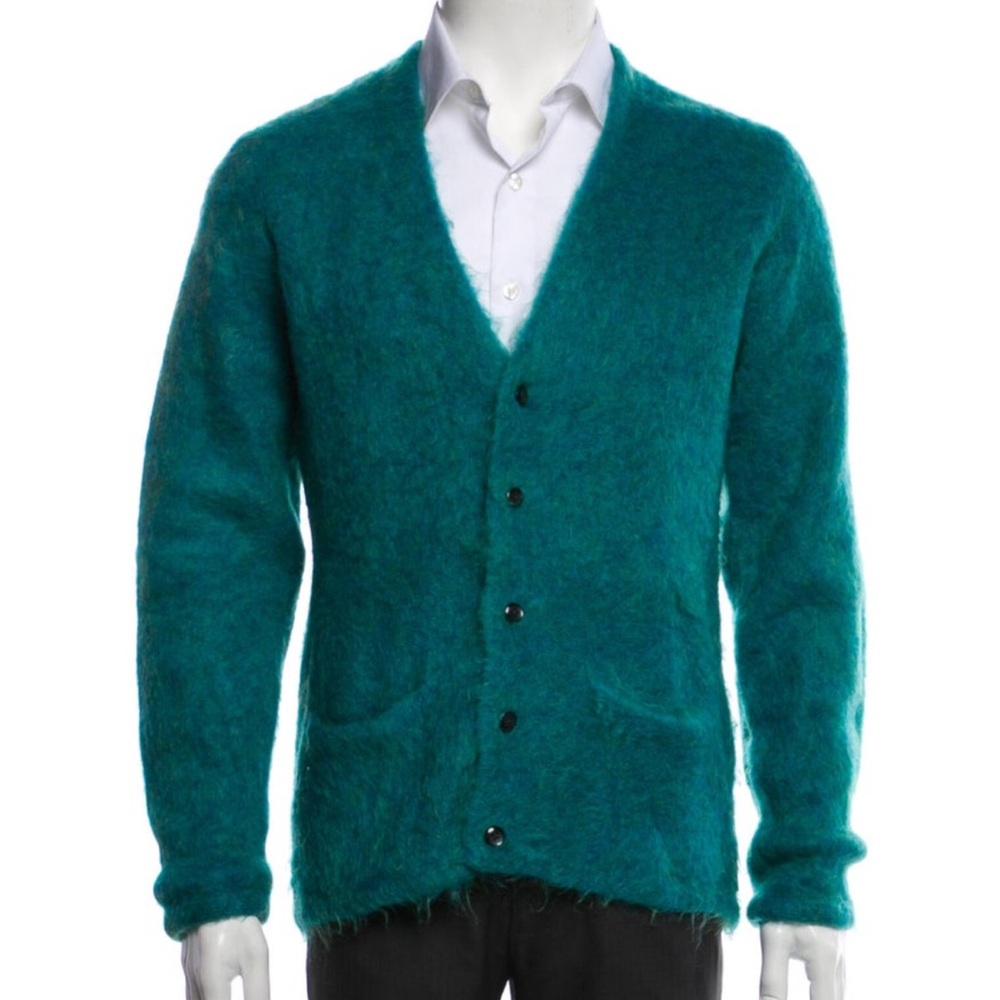 Auth Supreme V-Neck Cardigan